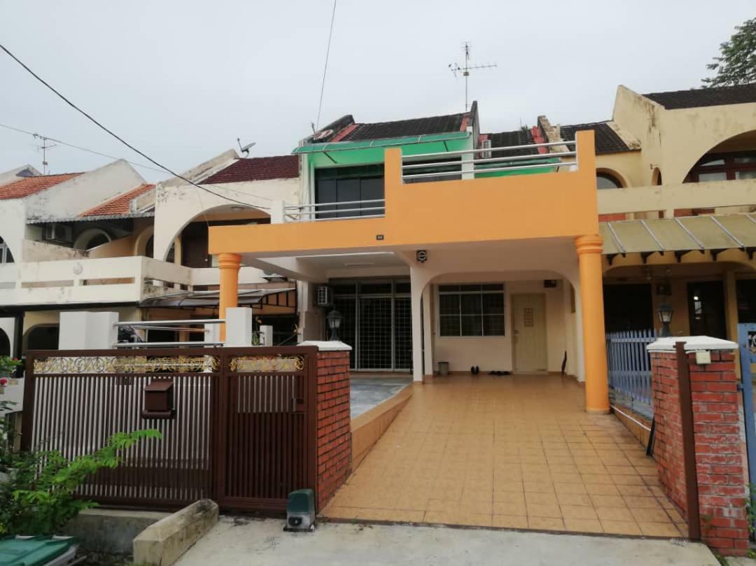 Sweethome For Travelers Seremban Buitenkant foto