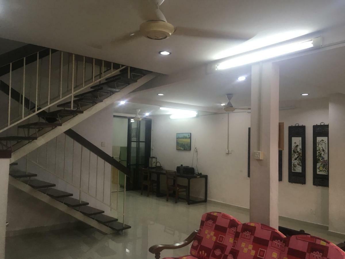 Sweethome For Travelers Seremban Buitenkant foto