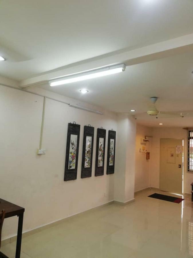 Sweethome For Travelers Seremban Buitenkant foto